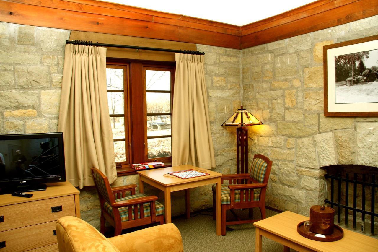 Pere Marquette Lodge & Conference Ctr; BW Premier Collection Grafton Exteriör bild